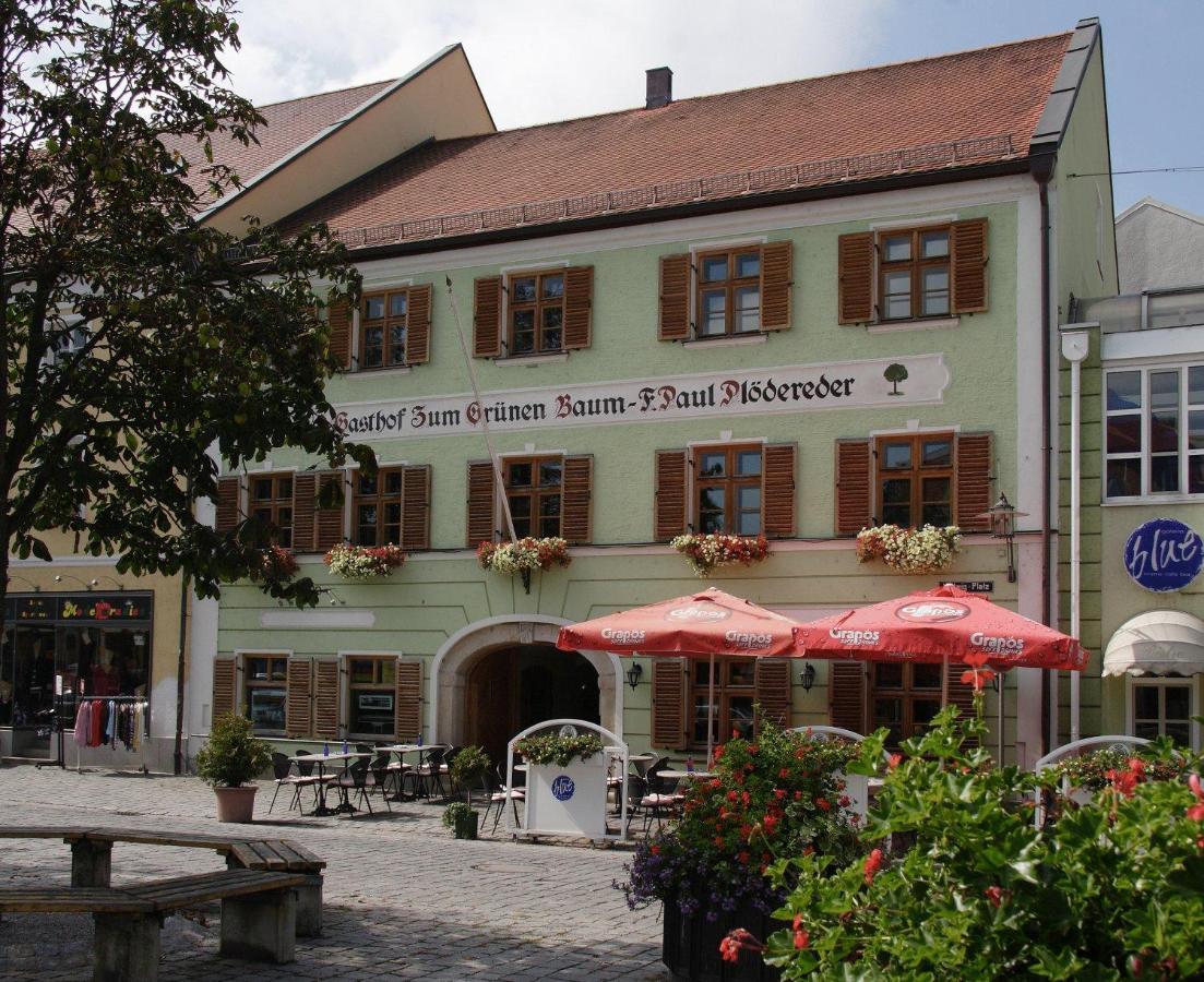 Hotel Zum Grunen Baum Plattling Kültér fotó